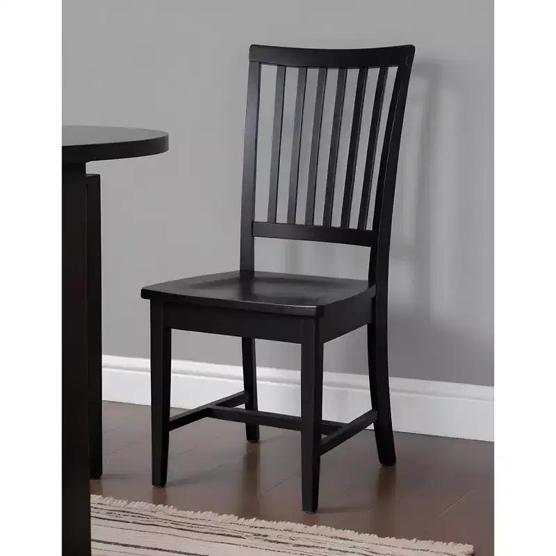 Chaise de salle à manger HomeRoots noire à dossier à lattes en bois