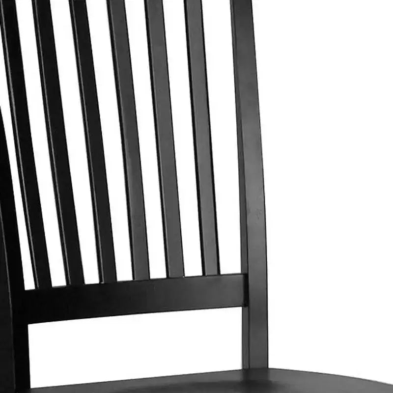 Chaise de salle à manger HomeRoots noire à dossier à lattes en bois