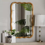 Miroir mural d'appoint en bois festonné Fredrika de Baxton Studio, finition or antique