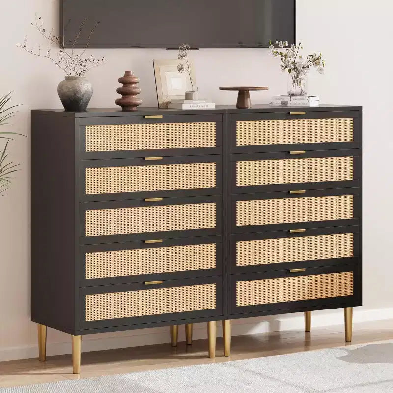 Commode 5 tiroirs en rotin 44, commode étroite et haute, commode verticale en bois de style ferme noire avec pieds et poignées en métal pour chambre et salon