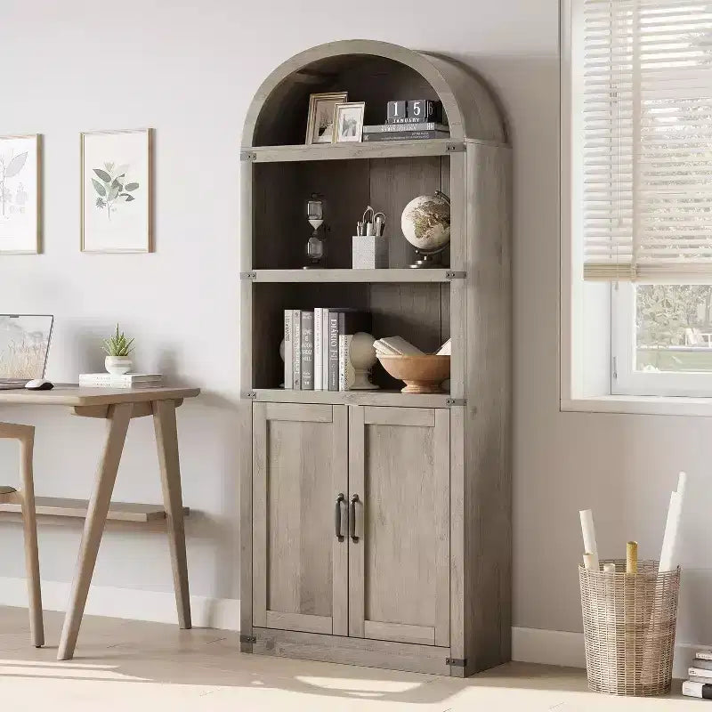 Acekool Bibliothèque à 5 étagères cintrées, étagère de présentation de style ferme en bois de 182 cm de haut, étagère de rangement avec accents métalliques pour salon, bureau, blanc
