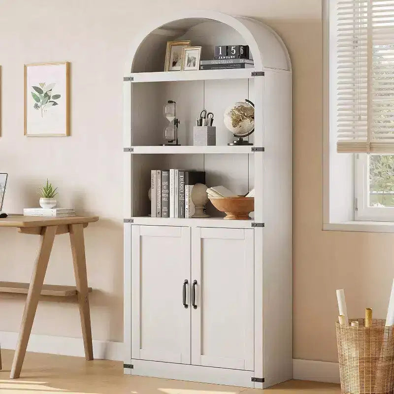 Acekool Bibliothèque à 5 étagères cintrées, étagère de présentation de style ferme en bois de 182 cm de haut, étagère de rangement avec accents métalliques pour salon, bureau, blanc
