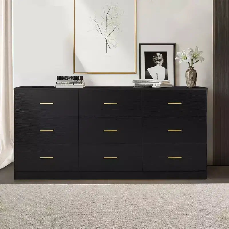 Commode Okak minimaliste moderne à 8/9 tiroirs avec poignées dorées, rangement spacieux et robuste pour chambre à coucher et salon