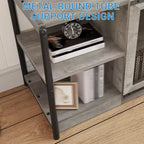 Meuble TV moderne pour téléviseurs jusqu'à 75 pouces, meuble de divertissement avec portes en maille et 4 étagères ouvertes, console TV multimédia en bois, gris 160 cm