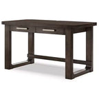 Bureau Signature Design by Ashley Breckington avec 2 tiroirs - Fini en bois brun foncé et découpe pour la gestion des câbles