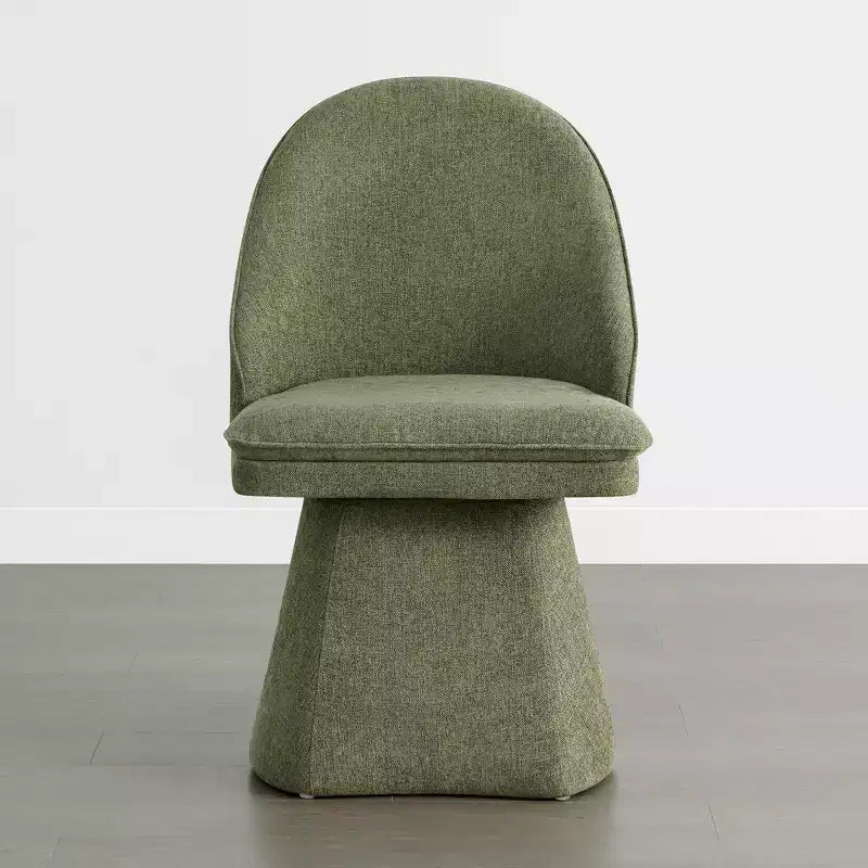Chaise de salle à manger pivotante Spruce&Spring avec dossier haut incurvé et base conique