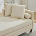 Chaise longue capitonnée en chenille Ashtabula de GDFStudio avec garniture cloutée