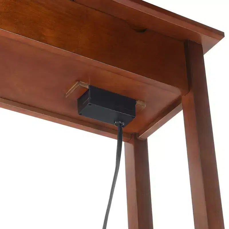 Table d'appoint relevable HomeStock Belmont avec rangement et station de chargement, dotée de ports USB, de prises de courant et d'un design compact et peu encombrant