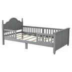 Lit plateforme contemporain GDFStudio Theodore pour enfants avec tête et pied de lit et barrières de sécurité