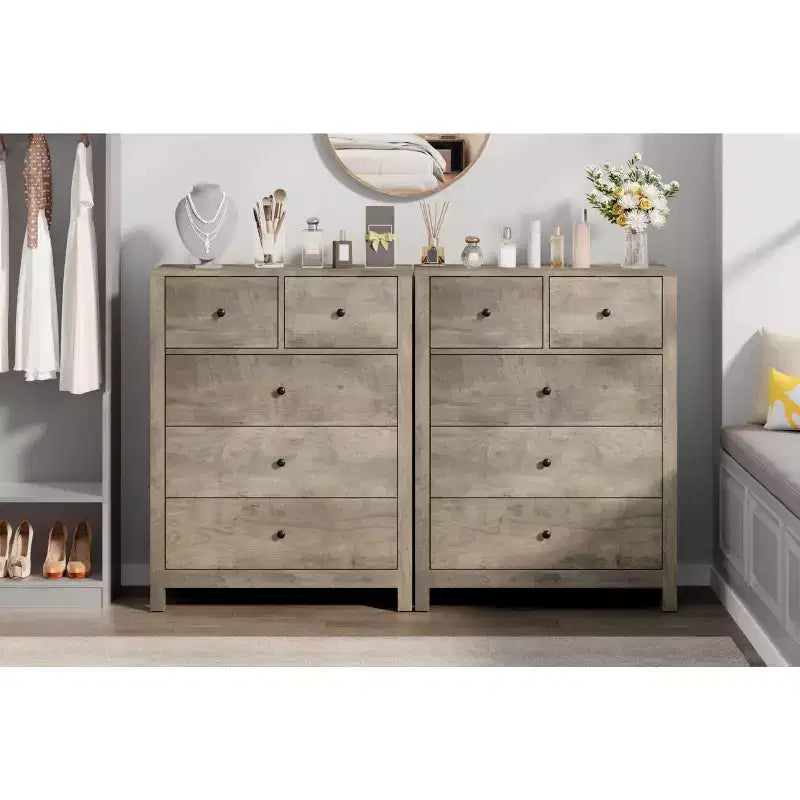 Commode à 5 tiroirs cannelés, commode moderne en grain de bois, avec tiroirs profonds