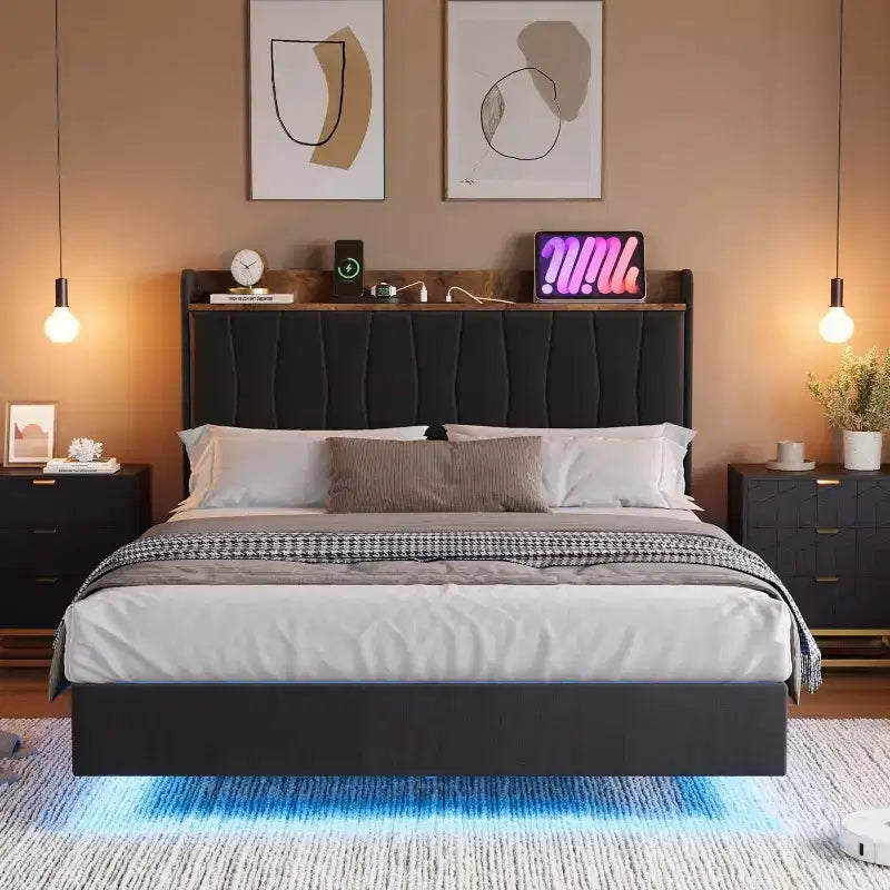Cadre de lit plateforme moderne suspendu et rembourré avec lumières LED et prises, tête de lit, support en lattes de bois robustes, silencieux et facile à assembler