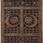 Paravent Royal Hampton de 71 pouces à 4 panneaux en bois de manguier, sculpté à la main, motif soleil et lune, marron