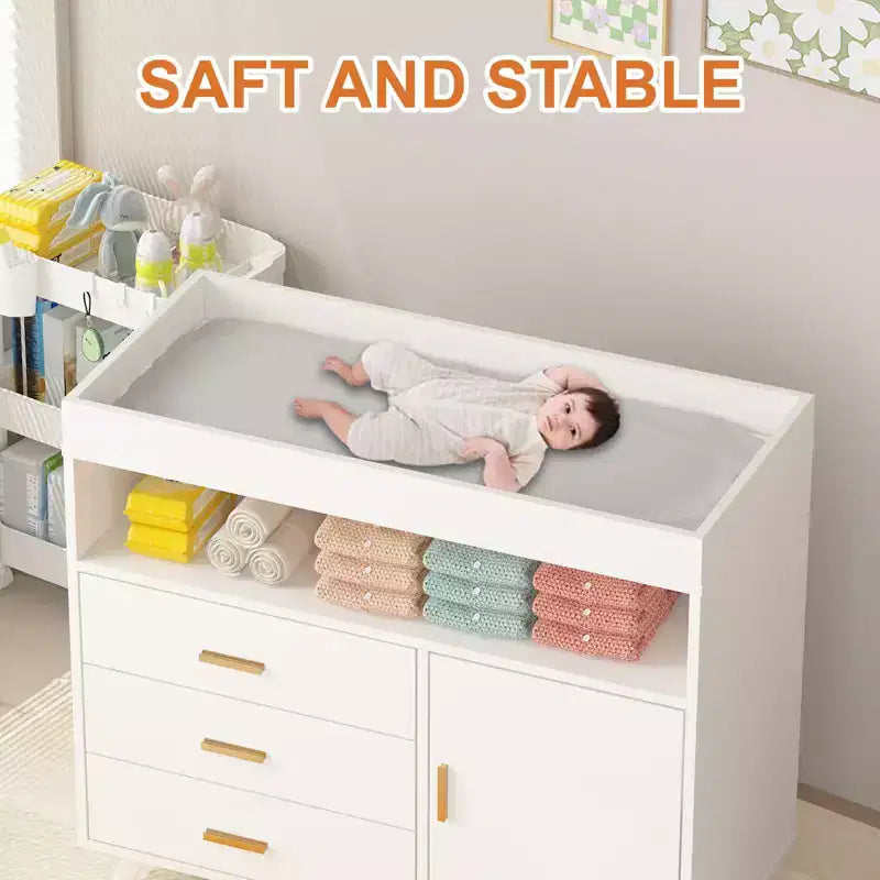 Commode à langer bébé C Blanche, Commode de chambre d'enfant à 3 tiroirs avec matelas à langer amovible pour nourrissons