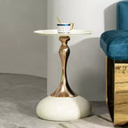 Table d'appoint ronde moderne et peu encombrante Okak, table de chevet avec plateau et cadre en métal, table d'appoint pour canapé de salon, chambre à coucher