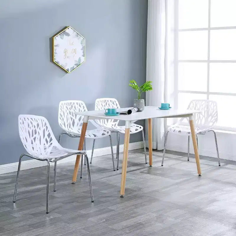 VINGLI Lot de 4 chaises empilables modernes, chaises de salle à manger blanches pour cuisine, chaises confortables en bouleau pour salle à manger, salon, salle d'attente (blanc)