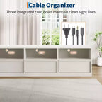 Meuble TV moderne, parfait pour les intérieurs de style industriel, avec 3 tiroirs et des étagères. Fabriqué en MDF robuste, idéal pour les salons