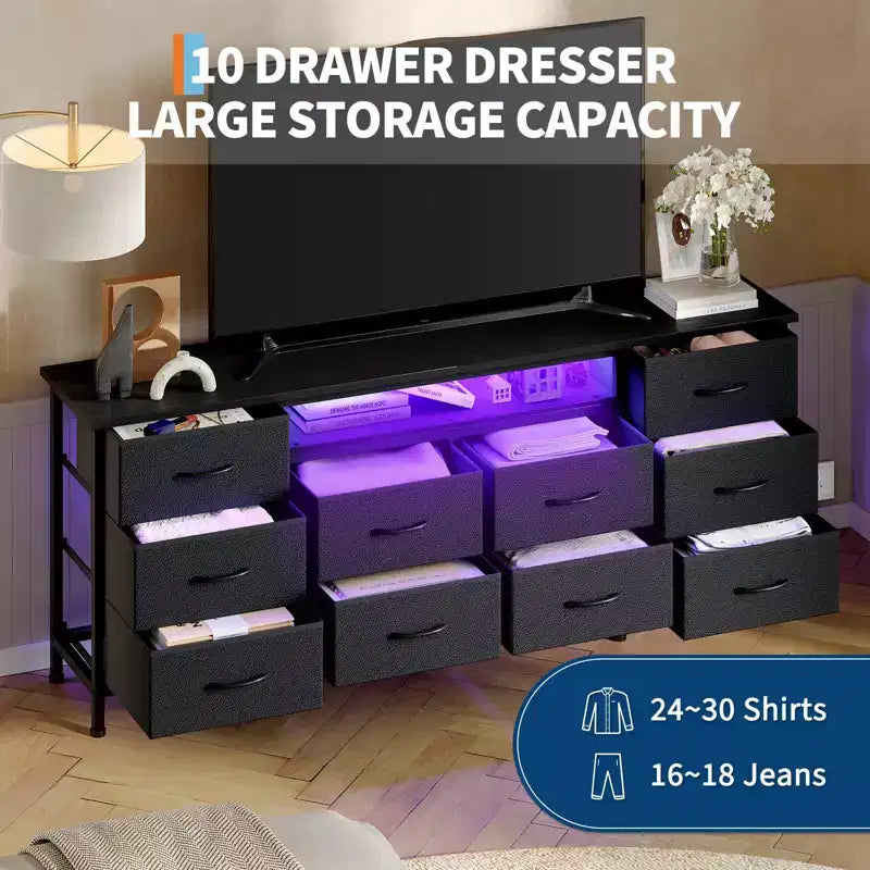 Commode de chambre 63" avec 10 tiroirs en tissu, meuble TV pour téléviseurs 65-75", commode blanche avec prise électrique et tiroirs de rangement