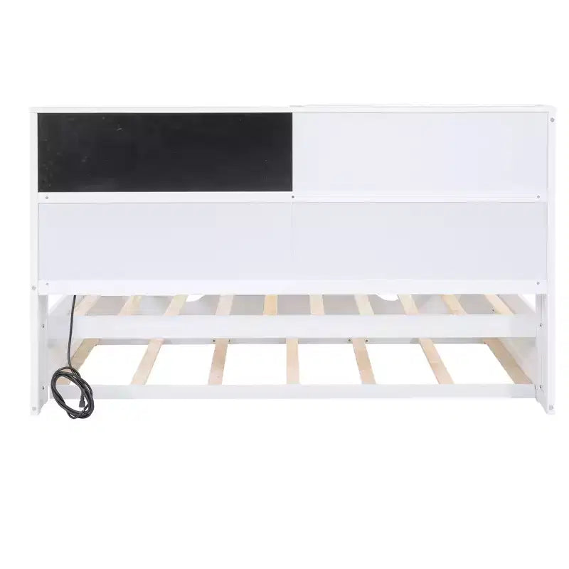 Lit de repos double avec lit gigogne et étagères de rangement, lit plateforme en bois avec station de recharge, port USB, tableau noir et tableau en liège, blanc