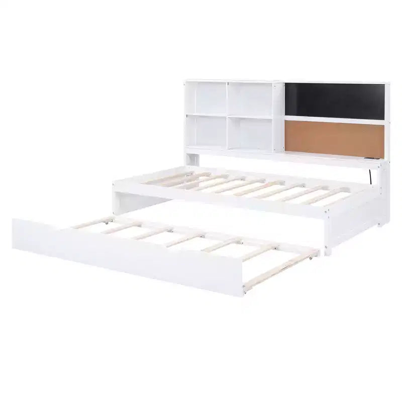 Lit de repos double avec lit gigogne et étagères de rangement, lit plateforme en bois avec station de recharge, port USB, tableau noir et tableau en liège, blanc