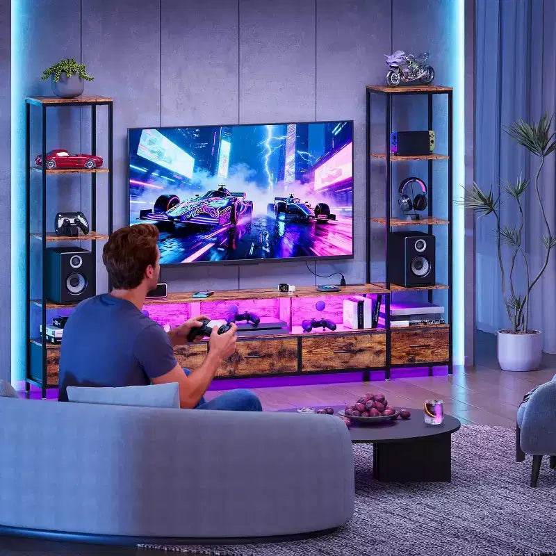 Meuble TV pour téléviseurs de 65 pouces avec étagères, meuble de divertissement avec lumières LED et prises de courant, 5 tiroirs en tissu, console TV industrielle