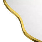 Miroir mural irrégulier asymétrique Vallia en laiton brossé, 22''x 34'' Miroir mural unique avec cadre en laiton pour salle de bain, entrée, chambre d'enfant