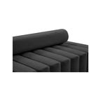 Meridian Furniture, Chaise Melody en velours