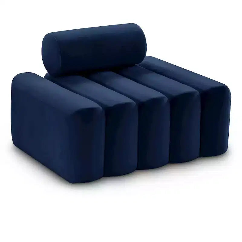 Meridian Furniture, Chaise Melody en velours