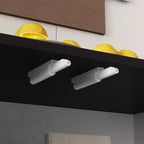Buffet moderne noir et blanc Famapy : Portes à motifs géométriques, étagères réglables, rangement spacieux pour la salle à manger et le salon.