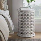 Table d'appoint ronde Jofran, en bois massif vieilli, collection Decker