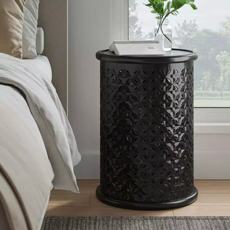 Table d'appoint ronde Jofran, en bois massif vieilli, collection Decker