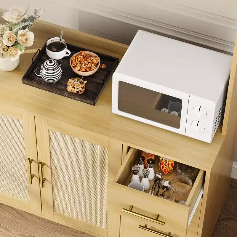Meuble de rangement de cuisine 71 en rotin naturel, armoire de style campagnard avec 3 tiroirs, étagères réglables et 6 crochets pour salle à manger/salon
