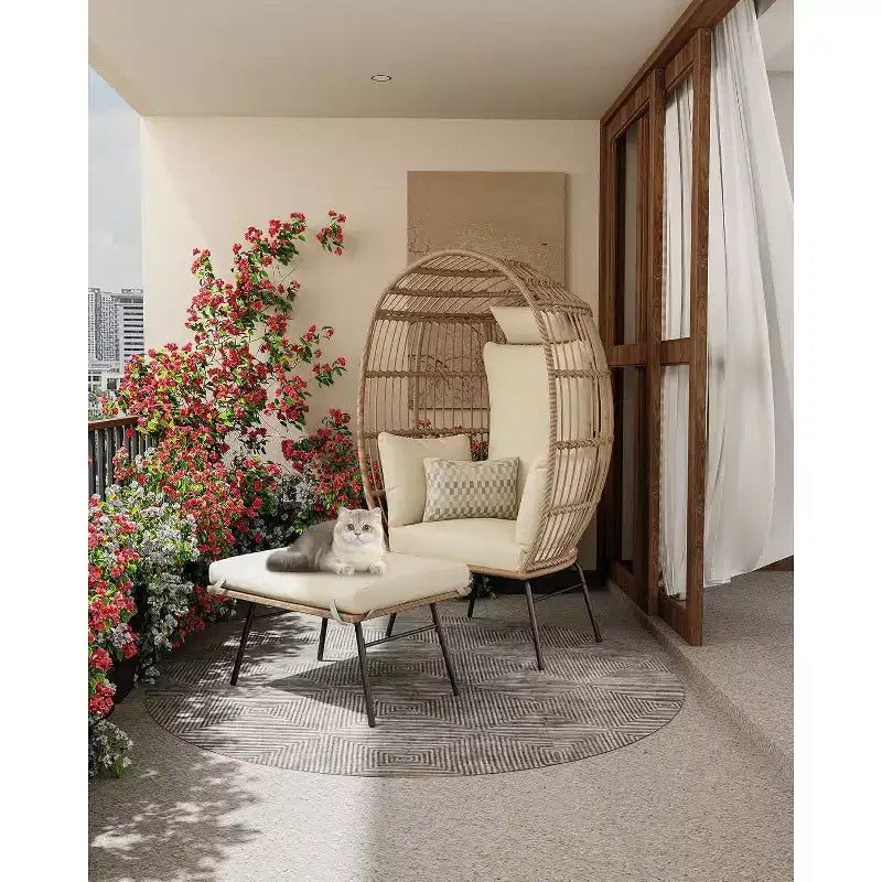 Fauteuil œuf en osier d'extérieur avec ottoman, chaises longues de patio en rotin surdimensionnées, coussin épais, capacité de 440 livres, pour la détente sur la terrasse, le porche et dans le jardin