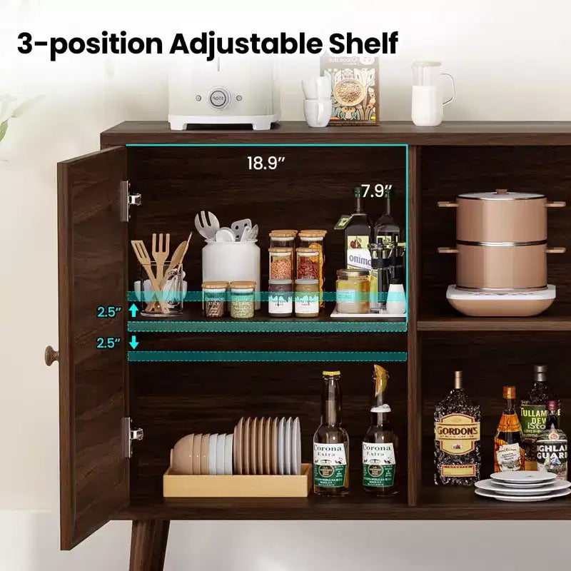 Buffet moderne Okak avec 3 portes en rotin, meuble de rangement à 5 pieds, garde-manger de cuisine pour salon, entrée, marron