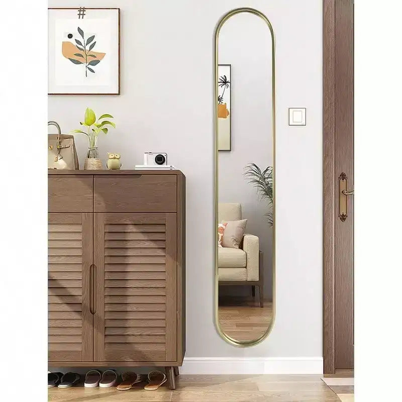 Miroir ovale pleine longueur doré avec cadre en métal pour entrée, couloir, salon 44 pouces X 8 pouces Couleur or Design élégant et épuré