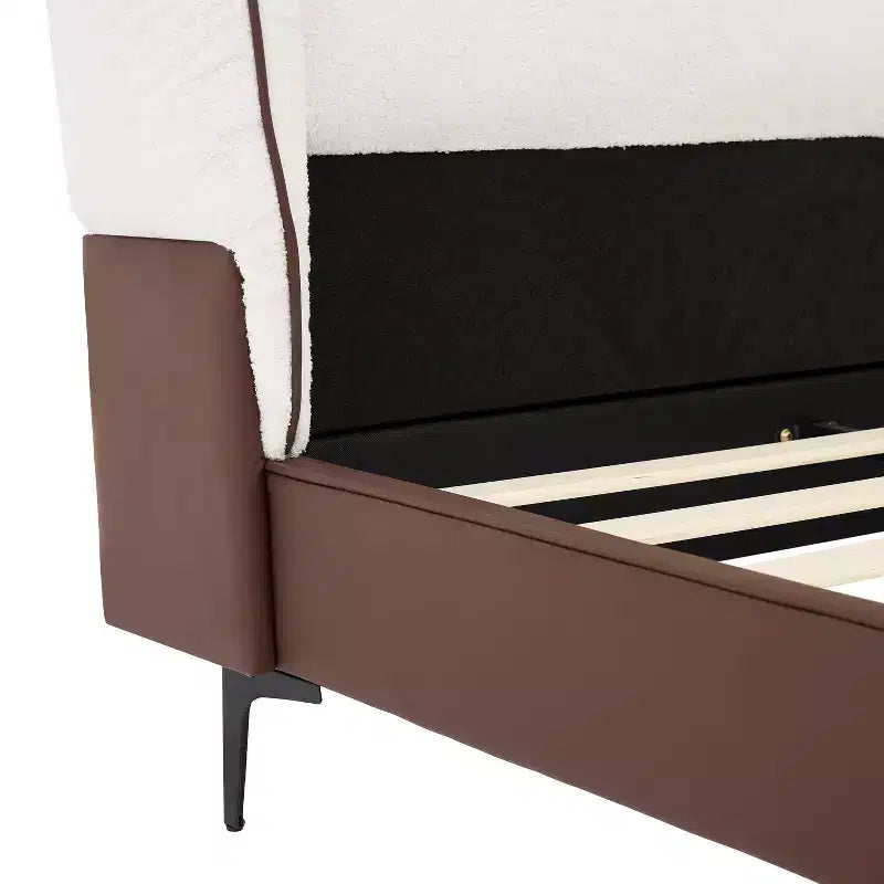 Christopher Knight Home Zewa Lit Plateforme Moderne King Size Rembourré en Faux Cuir avec Tête de Lit Capitonnée Teddy à Ailettes