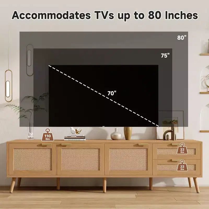 Meuble TV pour téléviseurs jusqu'à 80 pouces, meuble TV avec portes en rotin, centre de divertissement avec 2 tiroirs, trous passe-câbles et pieds en bois massif, naturel - ModernLuxe