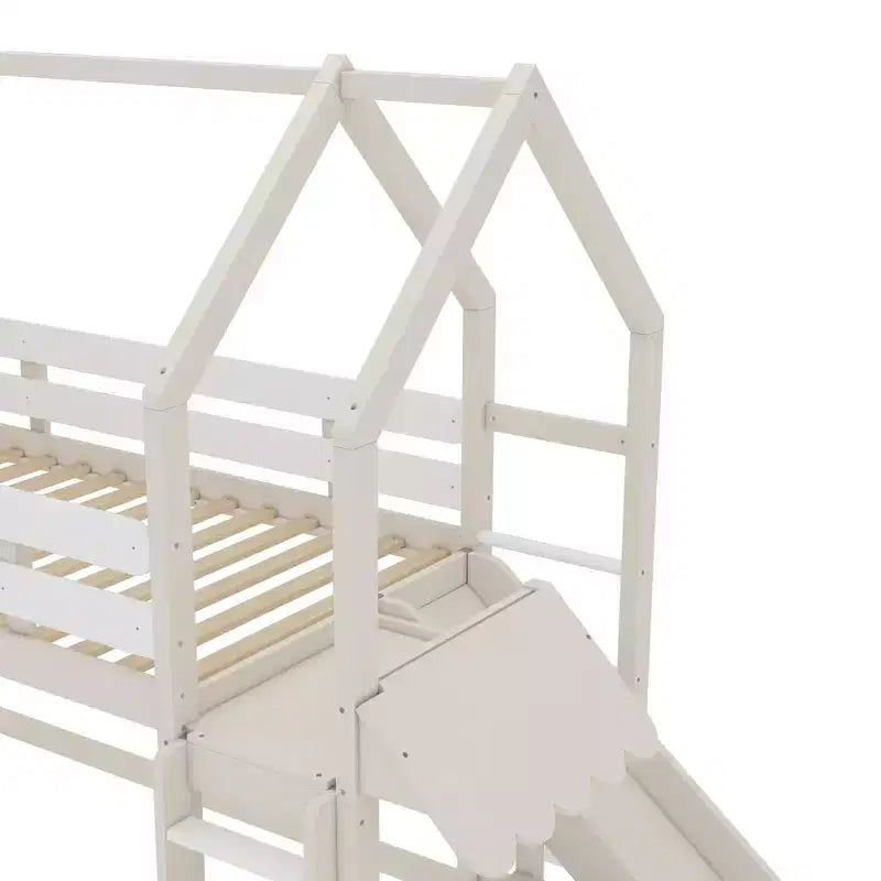 Lit mezzanine Bellemave House avec étagère et toboggan, structure de lit mezzanine en bois massif avec barrières de sécurité et design ludique pour enfants