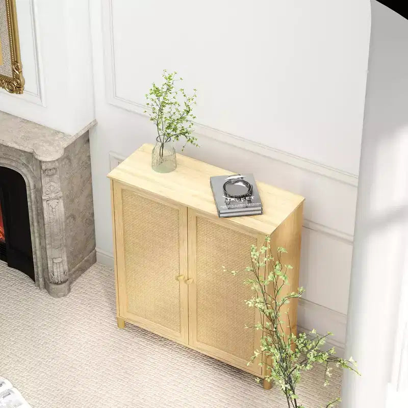Meuble de rangement mi-siècle avec portes en rotin, étagères réglables et base en bois massif – organisateur polyvalent pour le salon ou la salle à manger.