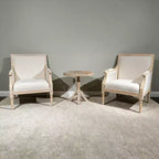 Fauteuil d'appoint français, cadre en bois traditionnel, revêtement en lin, finition vieillie, à l'unité