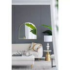 Miroir Mural Décoratif Arqué 33 x 31 Pouces avec Cadre en Fer Doré