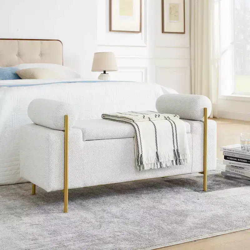 Banc de rangement élégant MAYEERTY rembourré, avec accoudoirs cylindriques et pieds en fer, pour couloir, salon, chambre, blanc