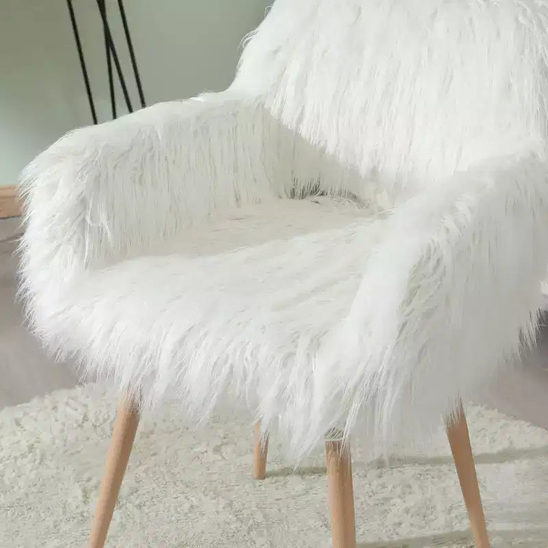 Chaise de maquillage TUYOHW en fausse fourrure, chaise de salle à manger latérale avec pieds en métal imitation hêtre, chaise d'appoint élégante pour salon, chambre, chambre d'amis, blanc