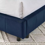 MAYEERTY Lit double capitonné avec dossier et accoudoirs pour chambre à coucher, bleu