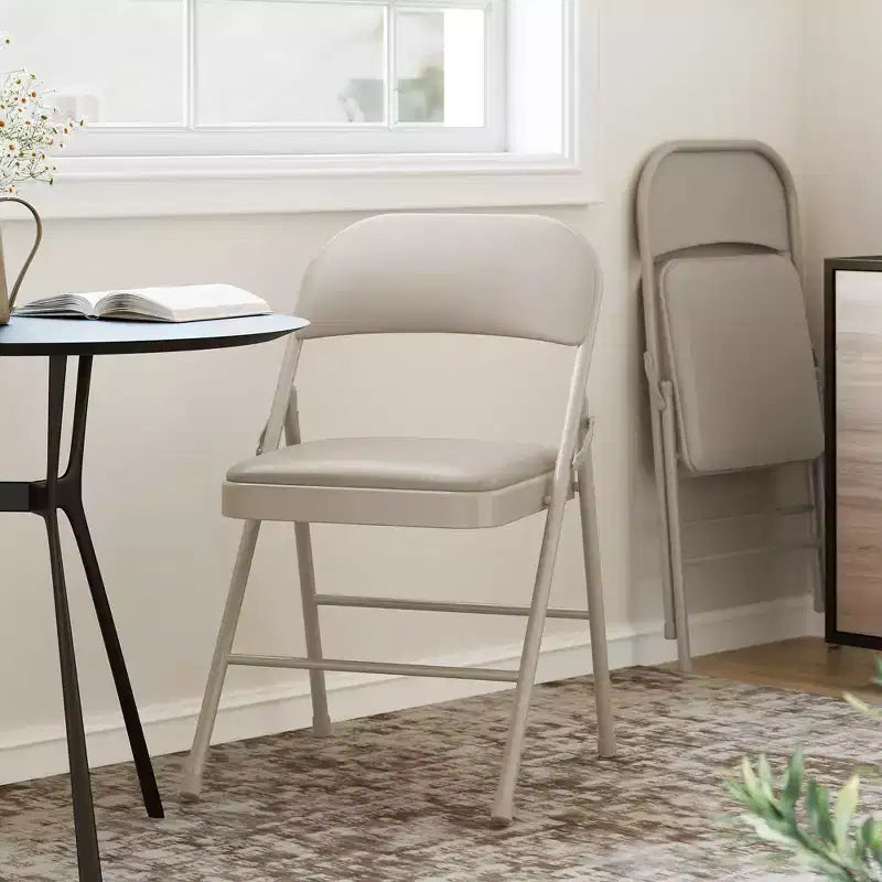 Chaises pliantes en métal avec dossier en PU, coussins rembourrés et cadre en acier, capacité de 159 kg pour utilisation intérieure/extérieure