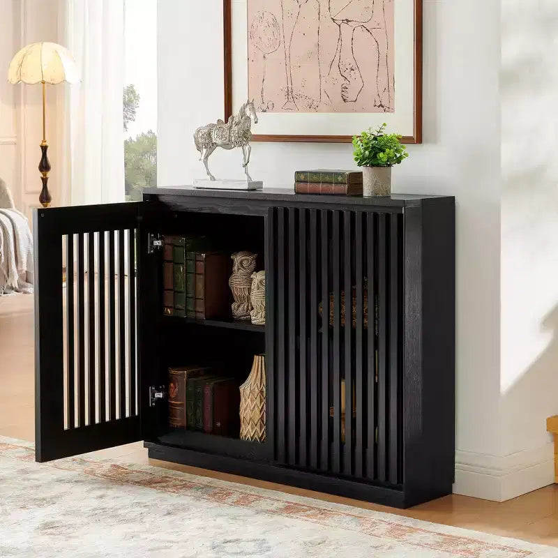 Bahut/Buffet moderne du milieu du siècle avec cannelures et évidements, avec 2 trous pour prises, meuble de rangement