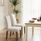 Chaises de salle à manger modernes Okak, lot de 2, avec garniture cloutée, chaises de salle à manger en similicuir avec pieds en bois, chaises de cuisine pour salle à manger