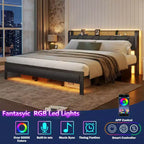 Cadre de lit plateforme King Size en métal avec tête de lit et pied de lit rembourrés, lumières LED, station de recharge, support robuste, pas besoin de sommier tapissier, USB
