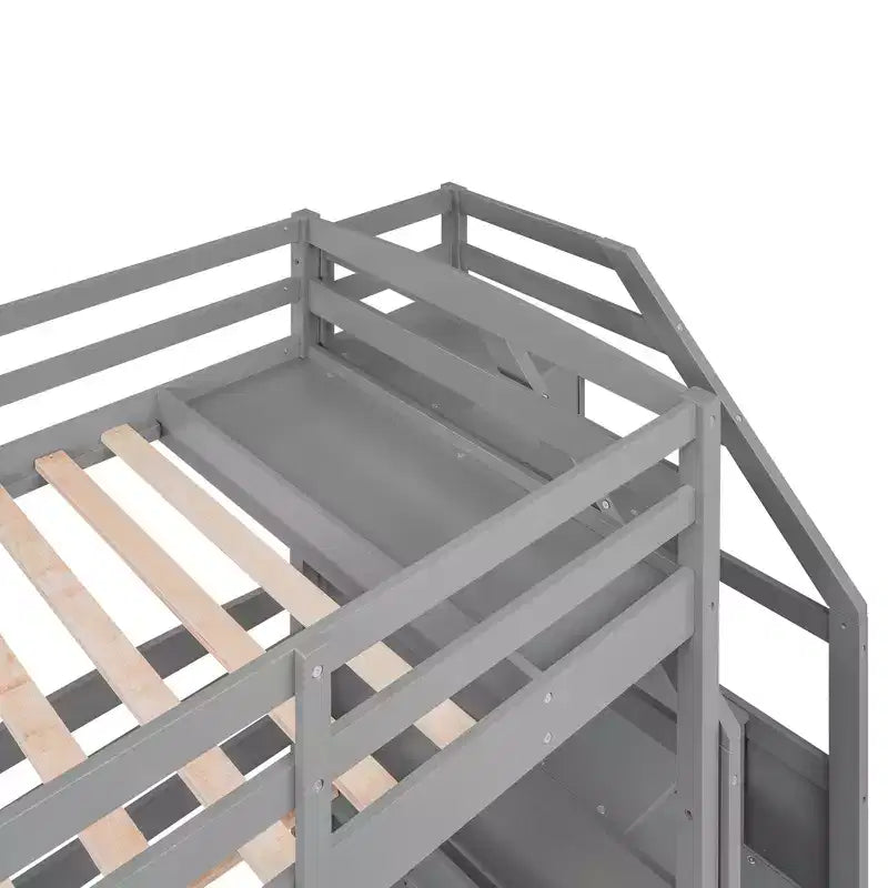 Lit superposé triple Whisen (deux lits jumeaux et un lit jumeau), avec tiroirs, escalier de rangement et étagères intégrées
