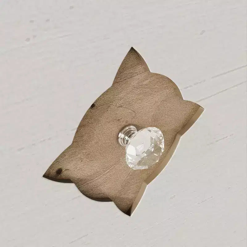 Meuble à chaussures mince autoportant avec 3 tiroirs basculants, meuble à chaussures en bois dissimulé avec motif floral évidé et poignées en forme de diamant, pour la maison