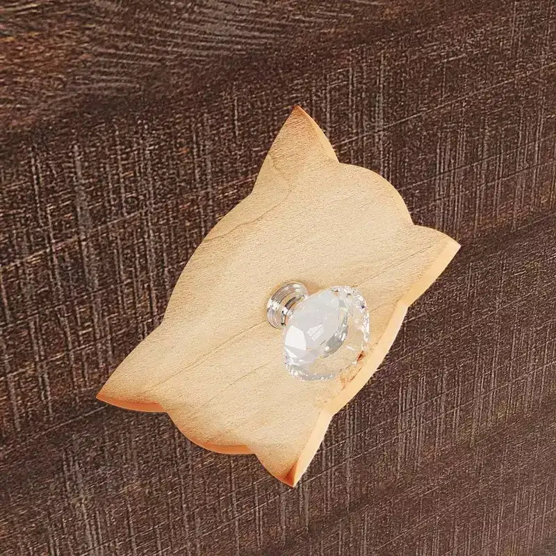 Meuble à chaussures mince autoportant avec 3 tiroirs basculants, meuble à chaussures en bois dissimulé avec motif floral évidé et poignées en forme de diamant, pour la maison